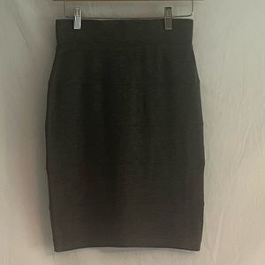 NWOT Woman’s Lapis small gray skirt $15